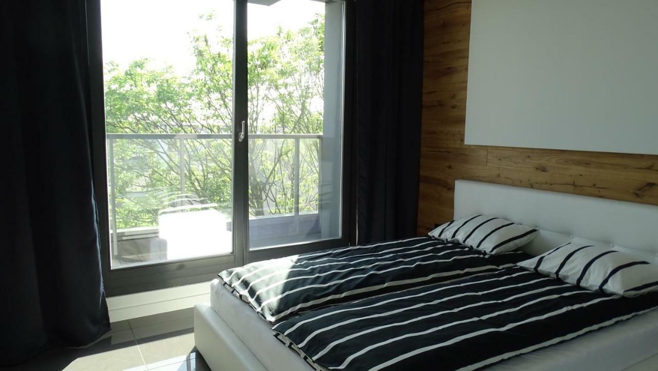 Black Line Apartment Krakow