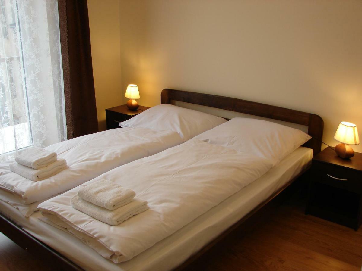 Krovo Apartamento *