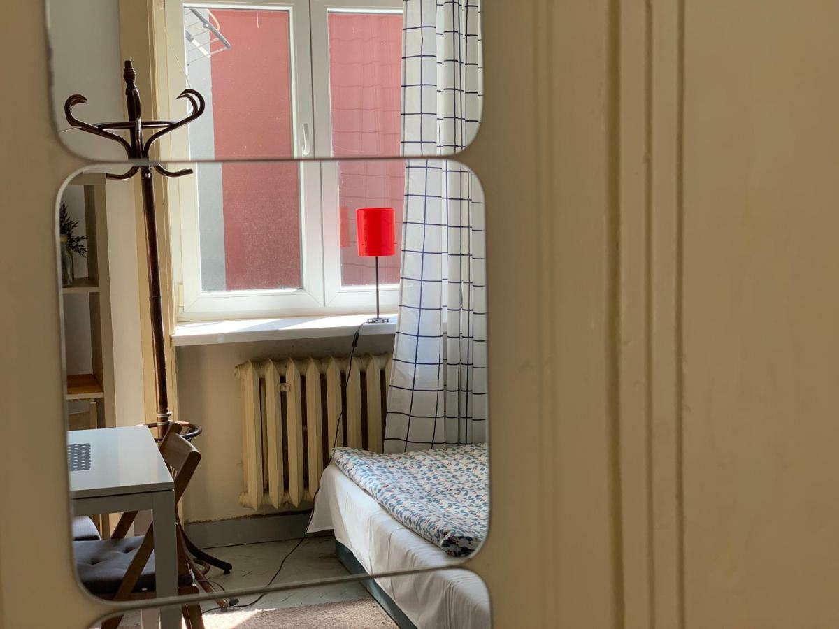 Aleje 28 Albergue *