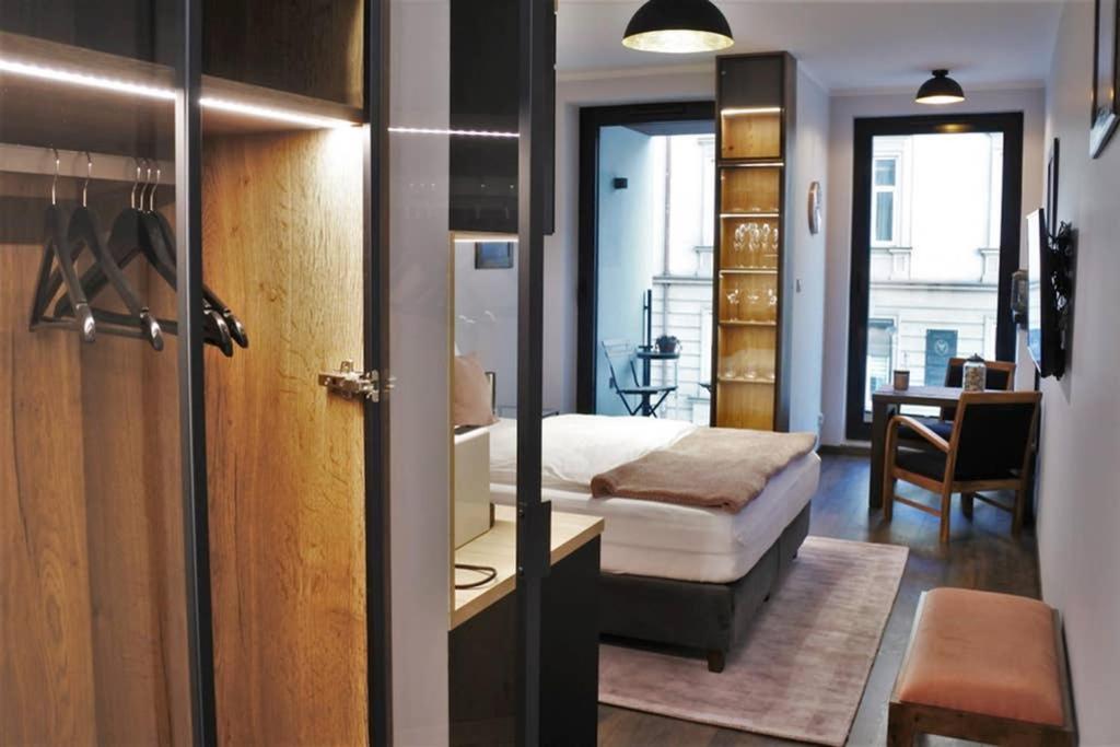 Apartamento Boutique 109 - Old City, Luxury Apt. With A Garage Cracóvia