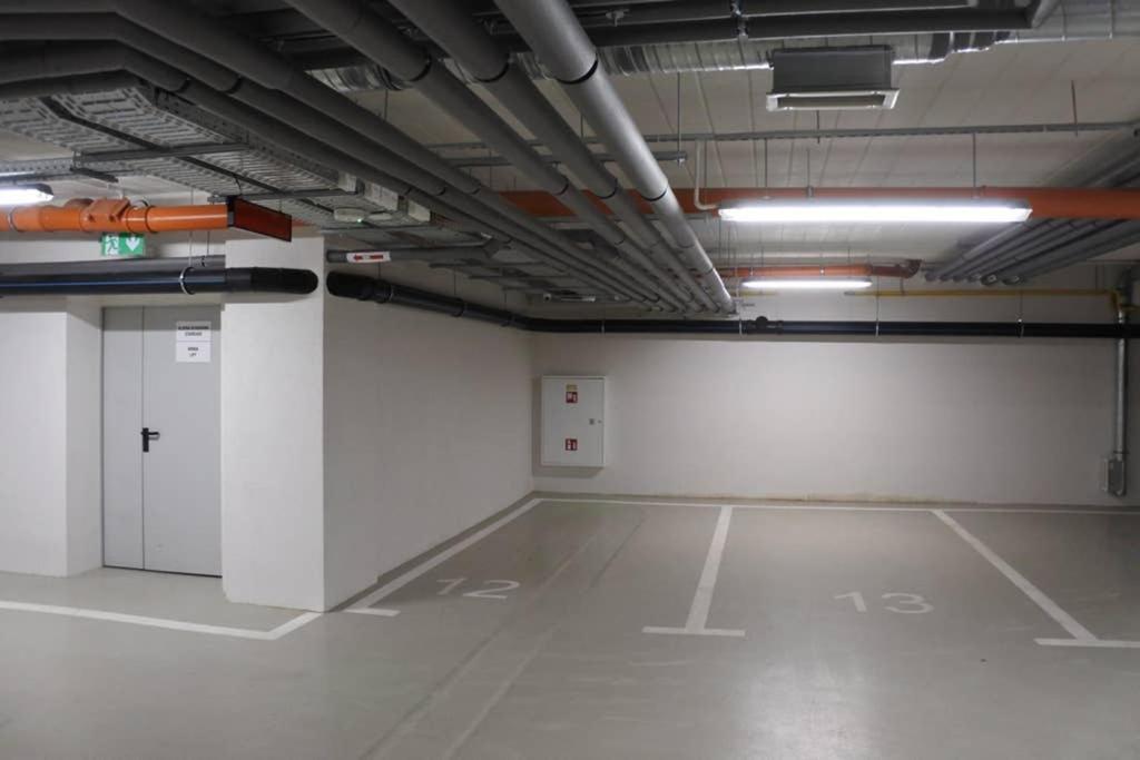 Boutique 109 - Old City, Luxury Apt. With A Garage *