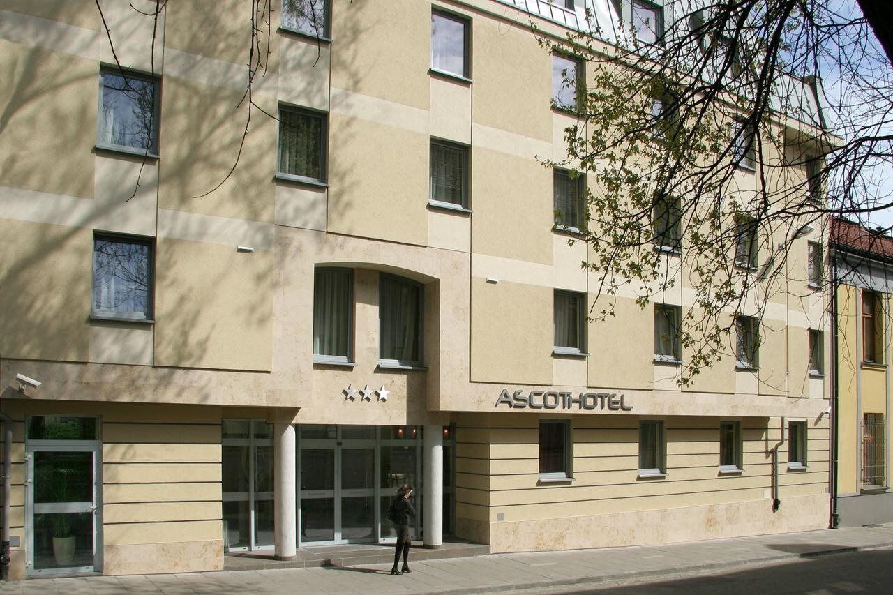 Ascot Premium Hotel 4*