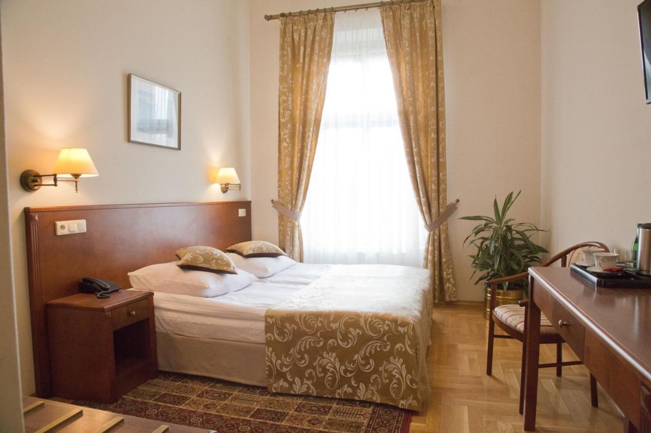 Polonia 3* Krakow