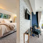 Amber Design Residence