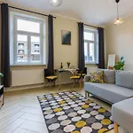 Fourcolors Apartments - Old Town