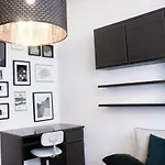 Euro-Room