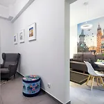 Cracwow Apartment