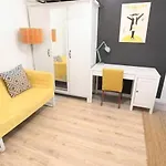 Urban Nest Apartments Blich 8