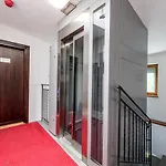 On/Set Aparthotel