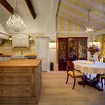 The Bonerowski Palace Boutique Hotel