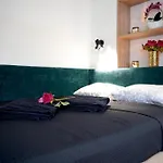 Relax Jacuzzi Apartment