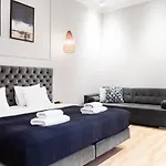 Househost Apartment: Bonerowska 5/15