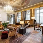 Hotel H15 Luxury Palace - Destigo Hotels