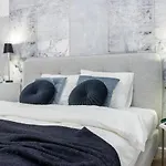 Househost Apartment: Starowislna Street 36/27