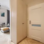 Piekny Apartament W Zabytkowej Kamienicy