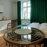Hugo Eden Apartments