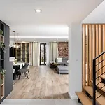 Ucieknij Do Luksusu: Villa Wola