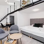 Wow! Aparthotel By Krakowmyplace
