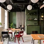 Plantonia Aparthotel