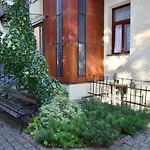 Krakow Family Nest
