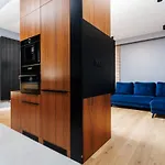City Of The Kings-Julia Apartment