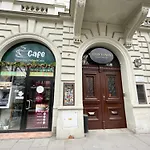 Gertrudy 10 Residence - 1-Minute Walk To The Old Town