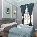 Karmelicka Stylish Apartments In Cracow By Noclegi Renters