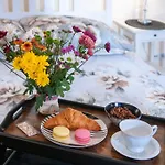 Apartament Moments Stare Miasto Style And Comfort Netflix