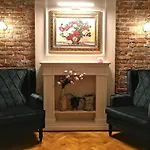 Old Town Apartment