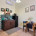 Yellow Studio - Kochanowskiego