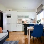 Malinowelove Aircon, 3 Rooms, Parking, Ogrod