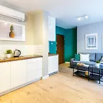 Friendhouse Apartments Vistula&Wawel