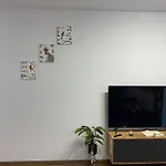 Em Room