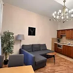 Mikolajska Apartments With Lift
