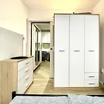 Smocza Jama Wawel Apartment