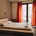 Penguin Rooms - Wawel Castle