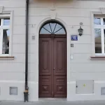 Tresor Barska Apartments