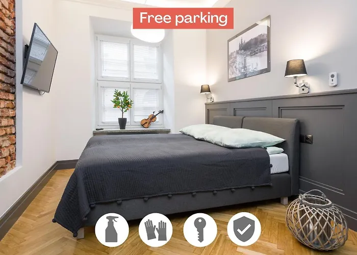 Luxury Apartment At The Main Square