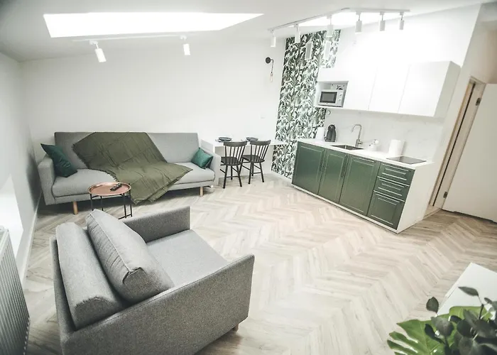 Strzelecka Top Floor Apartment