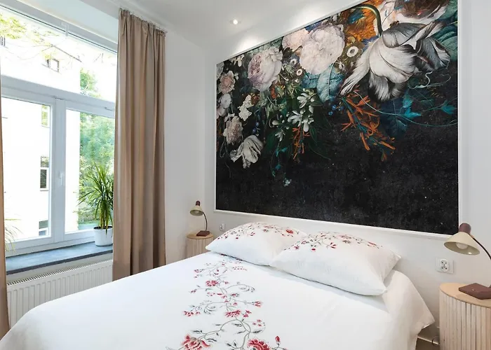 Style4Rent Luxury Old Town Apartment
