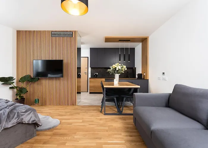 Inpoint Apartments G15 Near Old Town & Kazimierz District & Parking Option