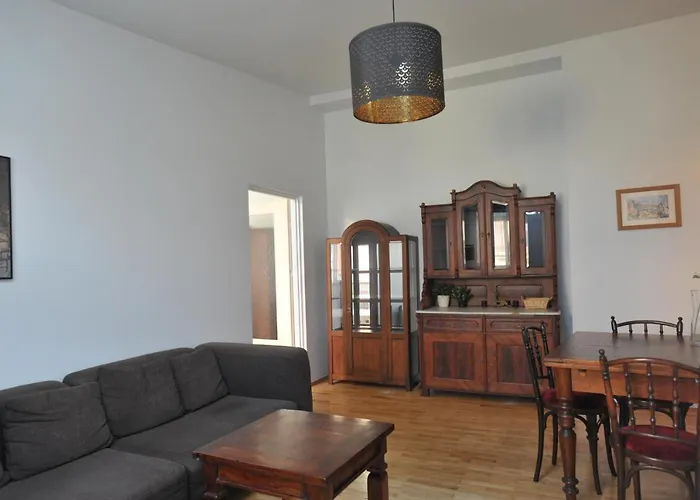 Old Town Sky Apartment