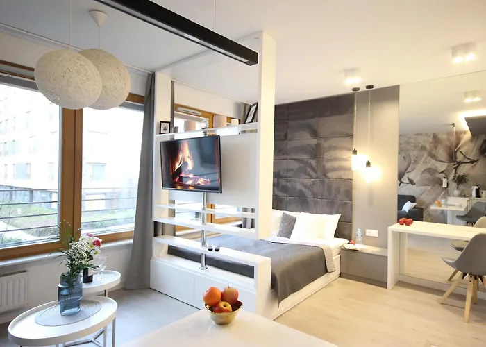 Viva Lila Apartment, Free Parking, Close To Vistula River - By Homelike Krakow