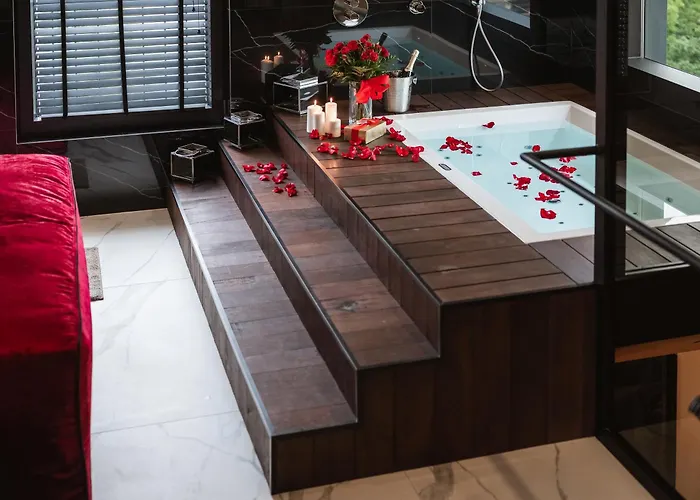 Art Penthouse With Jacuzzi - Krakow Center