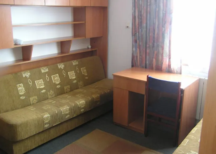2D Mieszkanie Normalne Dwupokojowe Nieprzechodnie Halczyna 9 Krakow Alfa