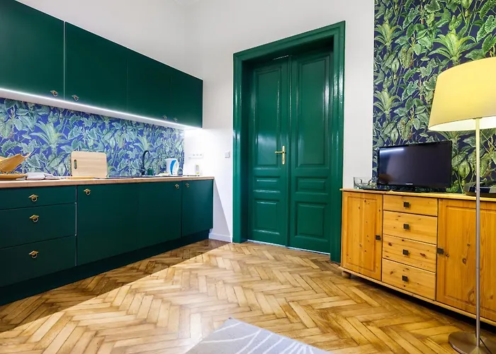 Tyzenhauz Apartments Lobzowska Street