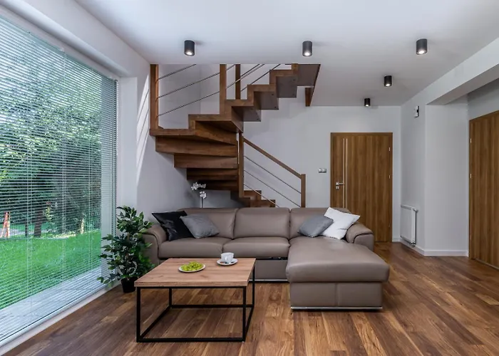 Prestigious Residence With Garden, Garage, And Elegant Rooms