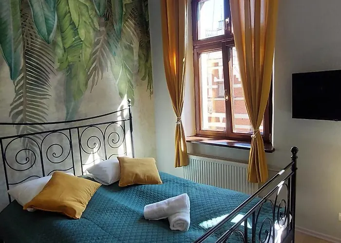 Cozy Old Town Apartments