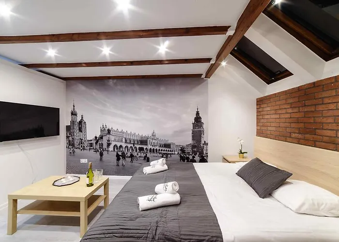 Cracow Rent Apartments - Spacious Apartments For 2-7 People In Quiet Area - Kolberga Street Nr 3 - 10 Min To Main Square By Foot