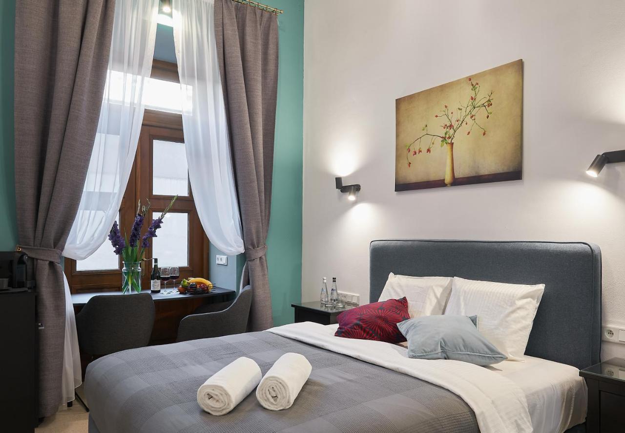 7 Heaven Elegant Old Town Bed & Breakfast